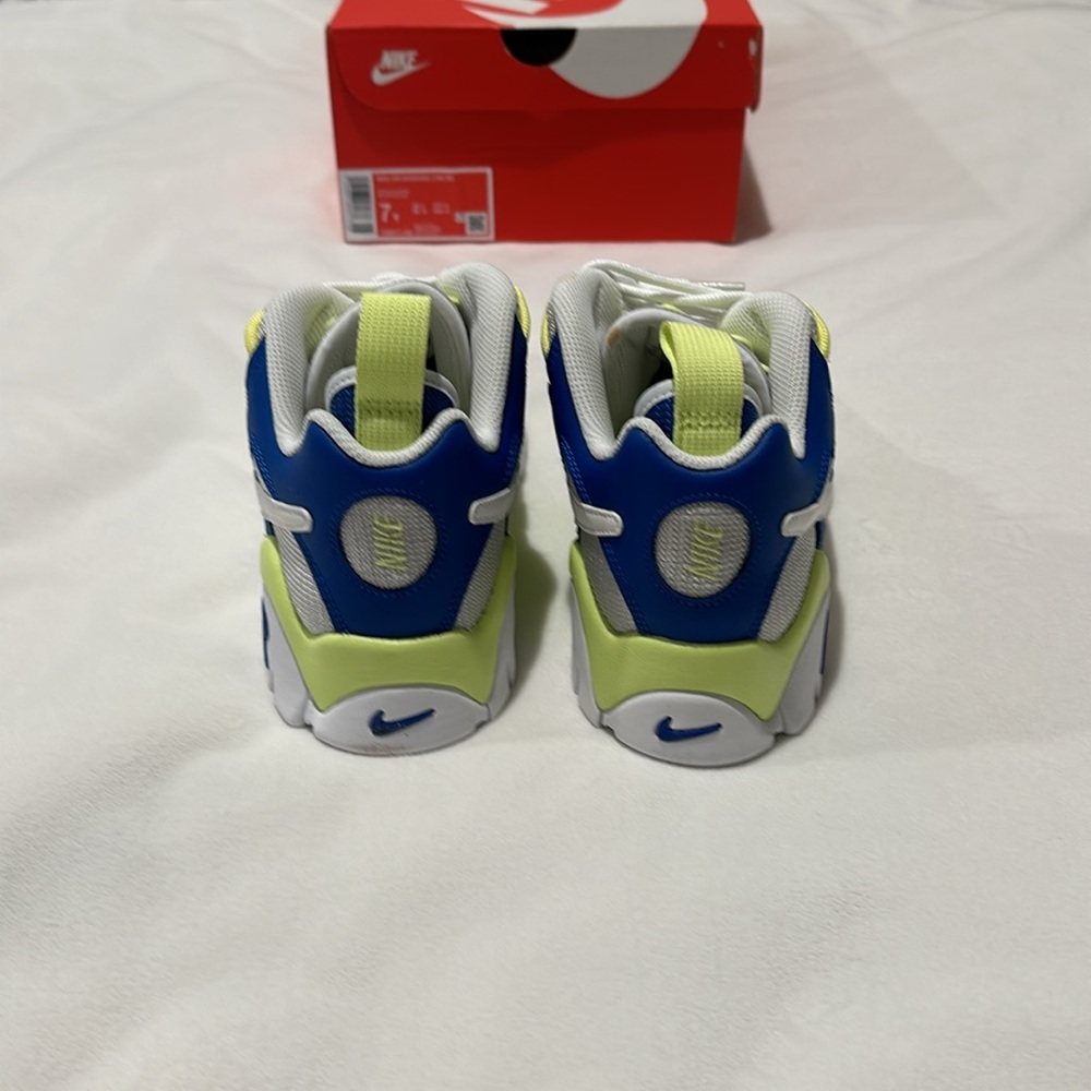 Brand New Boys Nike Air Barrage Low Royal Blue/White/Green. Multiple Sizes F49 - Picture 6 of 7